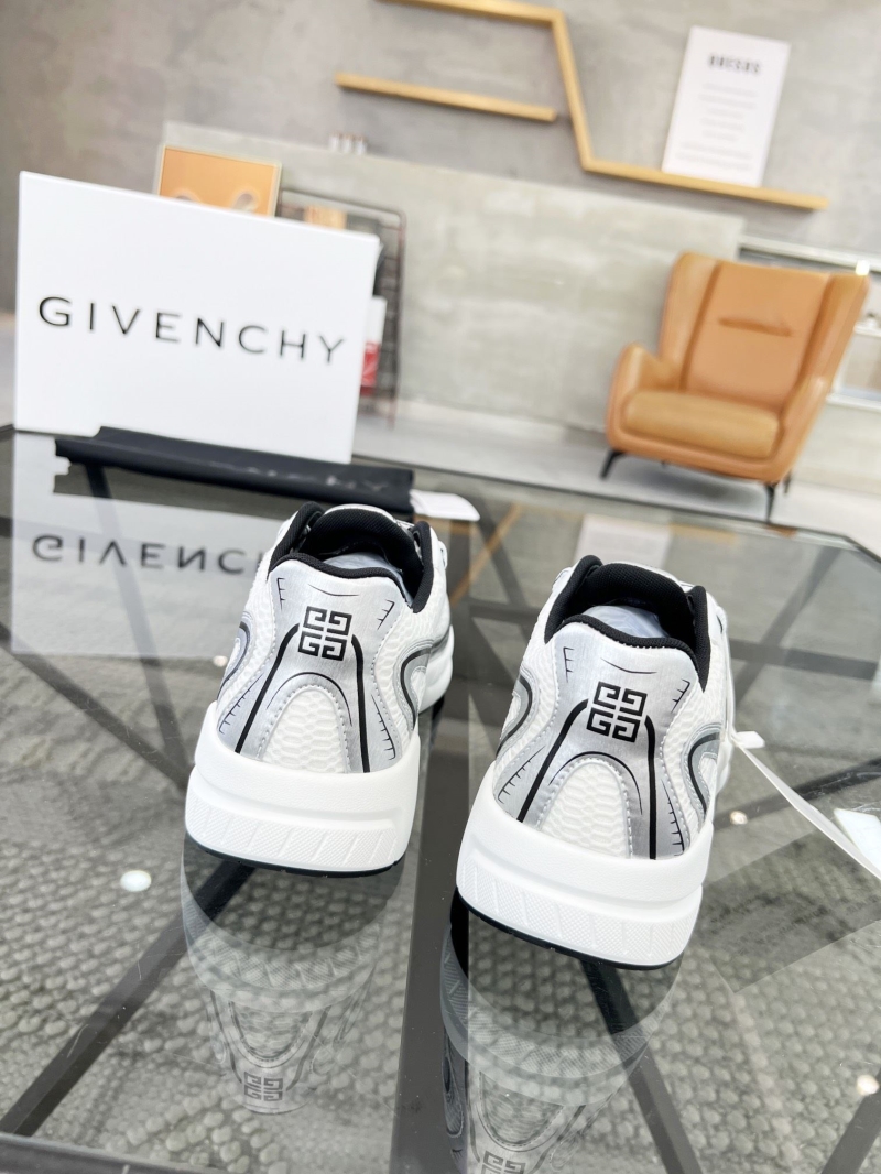 Givenchy Sneakers